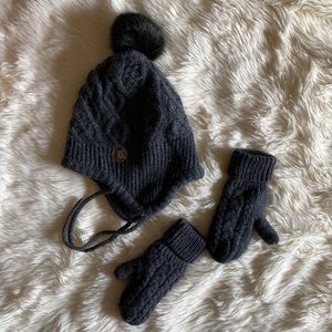 H&M Pom Pom Beanie and Mittens Set